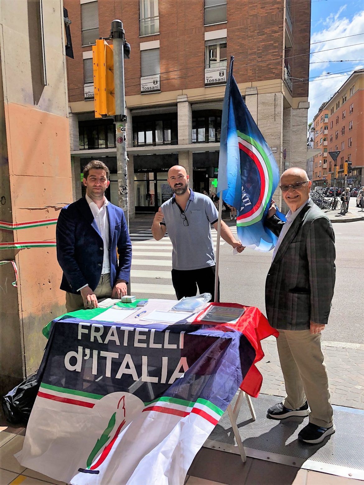 Bologna, Raccolta Firme per i Referendum, 9 giugno 2022.